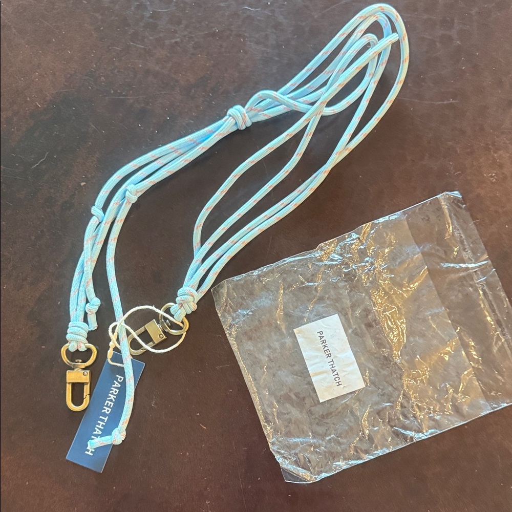 Parker Thatch Pale Blue Paracord strap